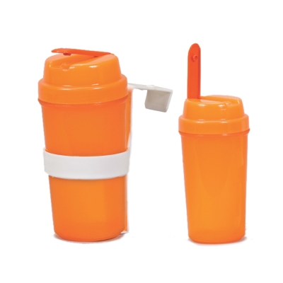 SHAKERS AND HOLDER FOR NESCAFE